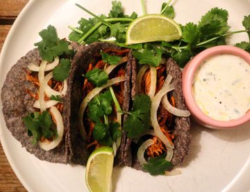 Cochinita pibil tacos